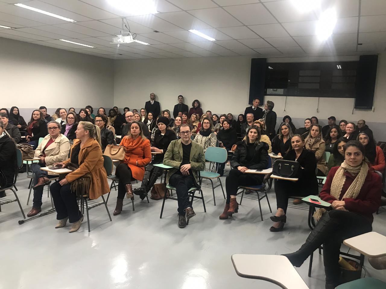 Escolas estaduais do município de Wenceslau Braz/PR, participaram entre os dias 19 a 22 de agosto de encontros voltados ao combate à violência e a construção da cultura da paz âmbito familiar.