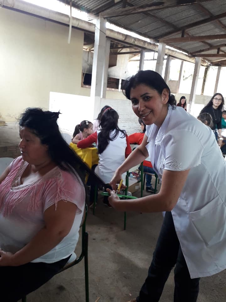 No dia 06 de novembro o Colégio Estadual do Campo Cerrado das Cinzas, de Arapoti, abriu as portas para comunidade, oferecendo alguns atendimentos gratuitos.