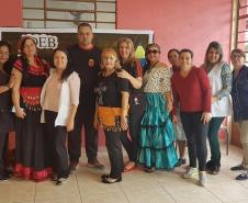 No dia 10 de abril, o Colégio Estadual Nilo Peçanha, município de Jaguariaíva, realizou o 1º Café Literário, o qual teve por objetivo estimular a leitura e a escrita dos alunos do  Ensino Fundamental e Médio, incentivando a fruição do momento no qual ocorrem essas ações.