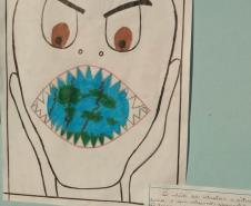 Com o objetivo de levar os alunos a refletir sobre os fatos de nossas vidas, a professora da disciplina de arte Elza Galdêncio de Melo, trabalhou com a turma do 8º ano, do Colégio Estadual Rodrigues Alves a releitura da obra clássica “O GRITO” de Edvard Munch. 
