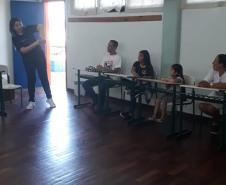 Alunos da SRM Surdez do Colégio Estadual Rodrigues Alves, realizaram na última quinta-feira, 03 de outubro, uma visita monitorada ao Colégio Positivo, ambos situados no município de Jaguariaíva. 