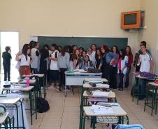 Um dia especial cheio de emoções e surpresas. Cada escola promoveu uma atividade diferenciada para homenagear seus professores, parabenizando-os  pelo dia 15 de outubro, data em que os profissionais de educação são reconhecidos pelo papel que têm na formação dos jovens e contribuição para uma sociedade melhor. 