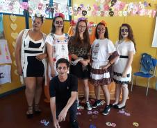 Com o objetivo de fomentar a integração das famílias dos(as) estudantes ao ambiente escolar, escolas estaduais promoveram no último sábado, (23) o Dia da Família na Escola. 