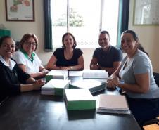 O Núcleo Regional de Educação de Wenceslau Braz, representado pelo chefe Joaquim Gabriel Faustinoni  juntamente com a técnica do NCPM ( Núcleo de Cooperação Pedagógica com os Municípios) Cristina Isabel, visitaram no decorrer do mês de fevereiro as Secretárias Municipais de Educação, onde realizaram a entrega de coleções de exemplares do Referencial Curricular do Paraná para que as mesmas distribuam entre suas escolas.