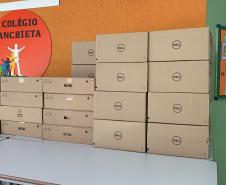 O Instituto Paranaense de Desenvolvimento Nacional- FUNDEPAR, realizou  entre os dias  29 de outubro e 03 de novembro a entrega de computadores para nove colégios Estaduais de oito municípios jurisdicionados ao NRE de Wenceslau Braz. 
