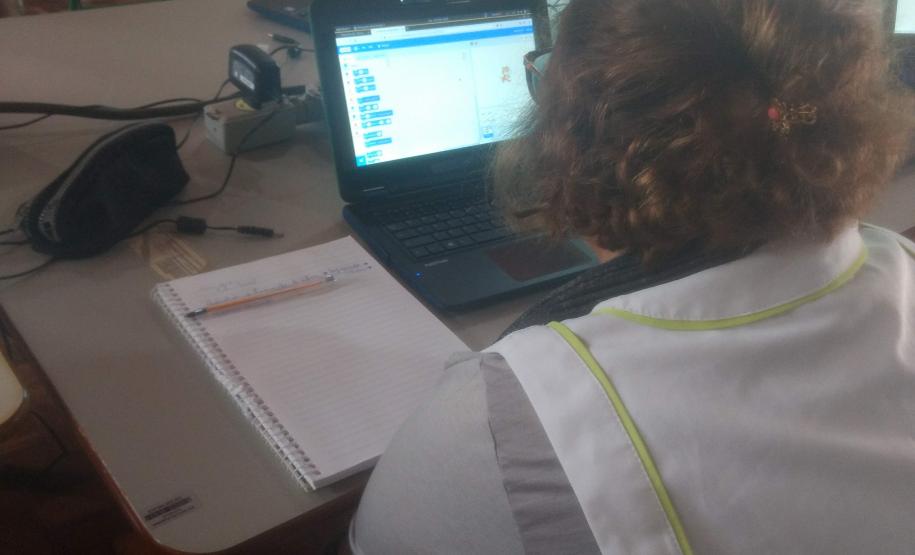 Foram realizados durante todo o mês de maio no NRE de Wenceslau Braz, diversos eventos de Scratch Day pela CRTE de Wenceslau Braz. Os assessores pedagógicos em tecnologias educacionais, Kheronn e Lismeire ministraram oficinas para professores e alunos envolvendo programação no Scratch.