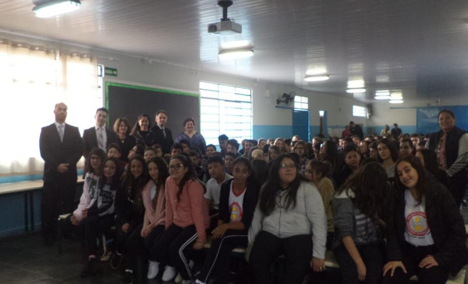 Escolas estaduais do município de Wenceslau Braz/PR, participaram entre os dias 19 a 22 de agosto de encontros voltados ao combate à violência e a construção da cultura da paz âmbito familiar.