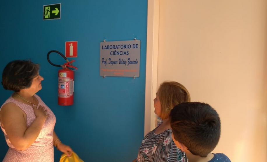 No dia 03 de setembro foi inaugurado o Laboratório de Ciências da Escola Estadual Newton Sampaio, situado no município de São José da Boa Vista.