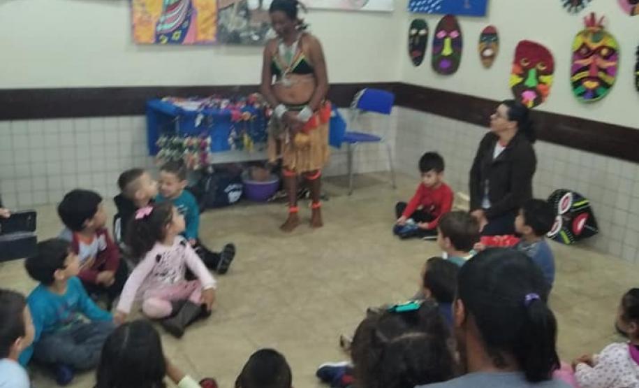 III Mostra de Arte do Colégio Carmelina Ferreira Pedroso O Colégio Estadual Carmelina Ferreira Pedroso promoveu na última quarta-feira (27).