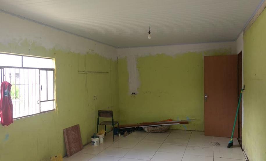 Com objetivo de melhorar a aprendizagem dos alunos através de aulas práticas e diversificadas, o Colégio Estadual Olavo Bilac, município de Jaguariaíva transformou e adaptou o  antigo depósito da instituição em Sala Multiuso.